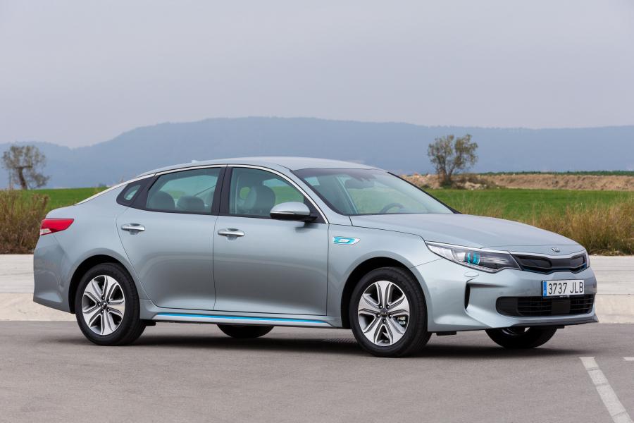  Kia Optima Plug-In Hybrid (JF) 2016 года  (WW) (фото 29 из 41)